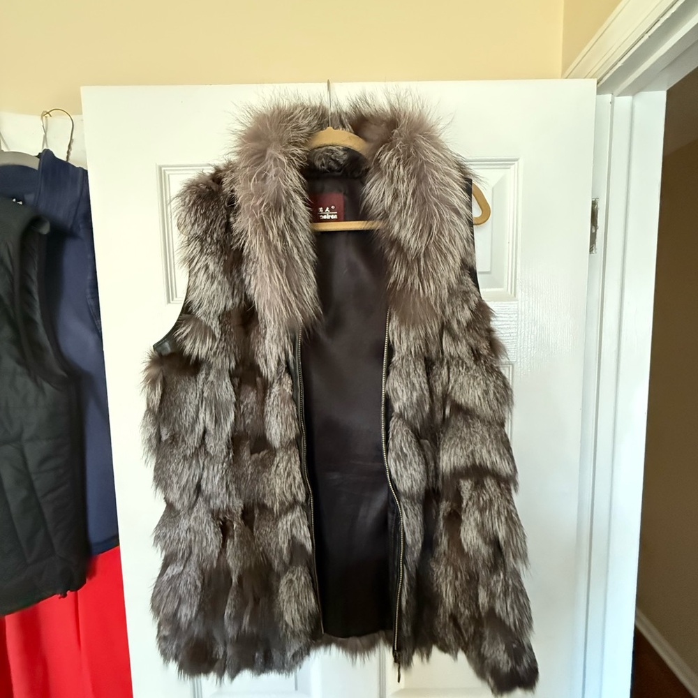 Women's Silver fox Fur Vest with black leather trim